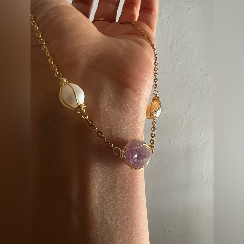 🌊Custom Aura Amethyst & Pearl Choker (15") - Picture 7 of 14